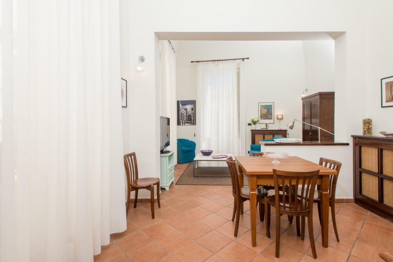 Il Garbino Suite And Apartment 莱切 外观 照片