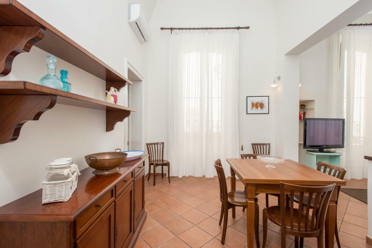 Il Garbino Suite And Apartment 莱切 外观 照片